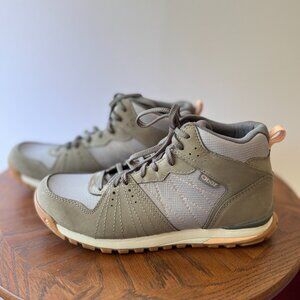 Oboz Women's Bozeman Mid Hiking Boot Steel Size 9